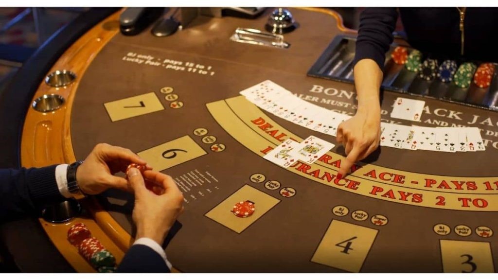 How does the casino calculate your hourly rate?