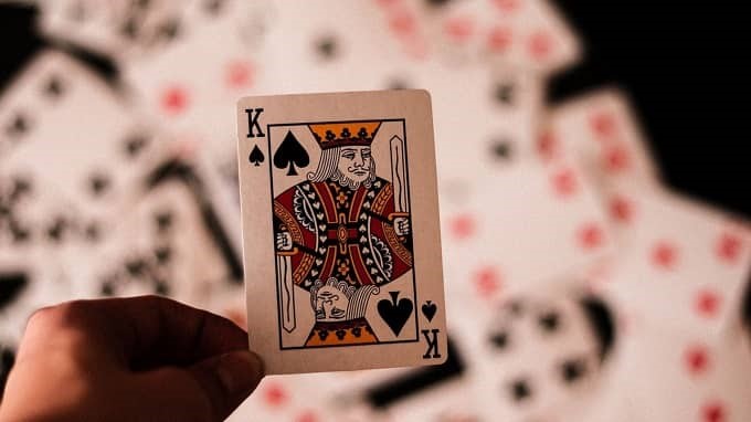 How to play Pai Gow Poker and win real money in online casinos in Singapore? 