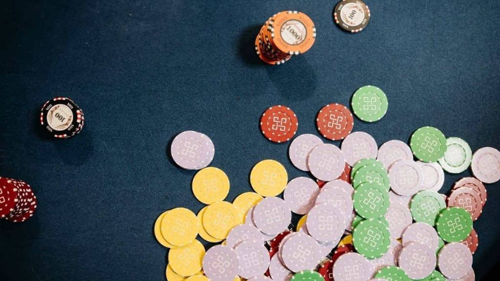 What is the best Craps strategy to win?