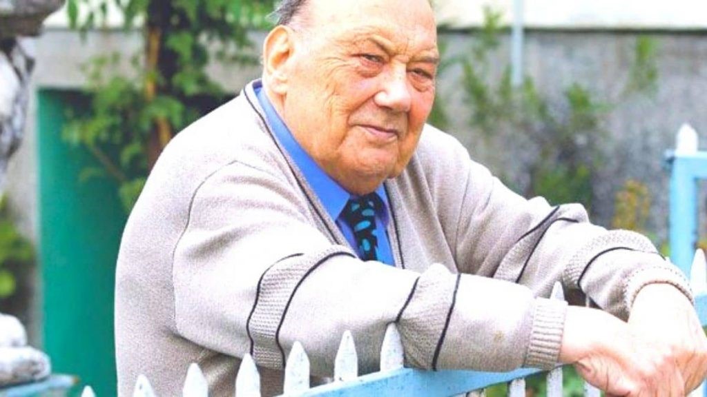Why does Frane Selak include in the list of successful lottery winners?