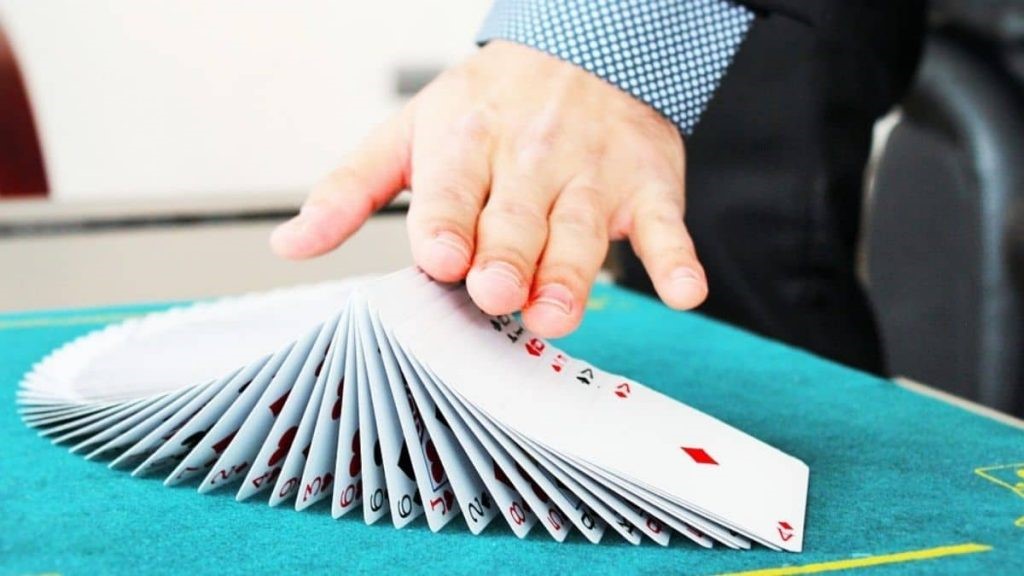 What is the counting card trick?